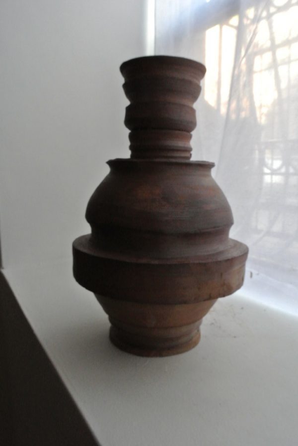 Architectural stoneware vase by Reuben Sinha